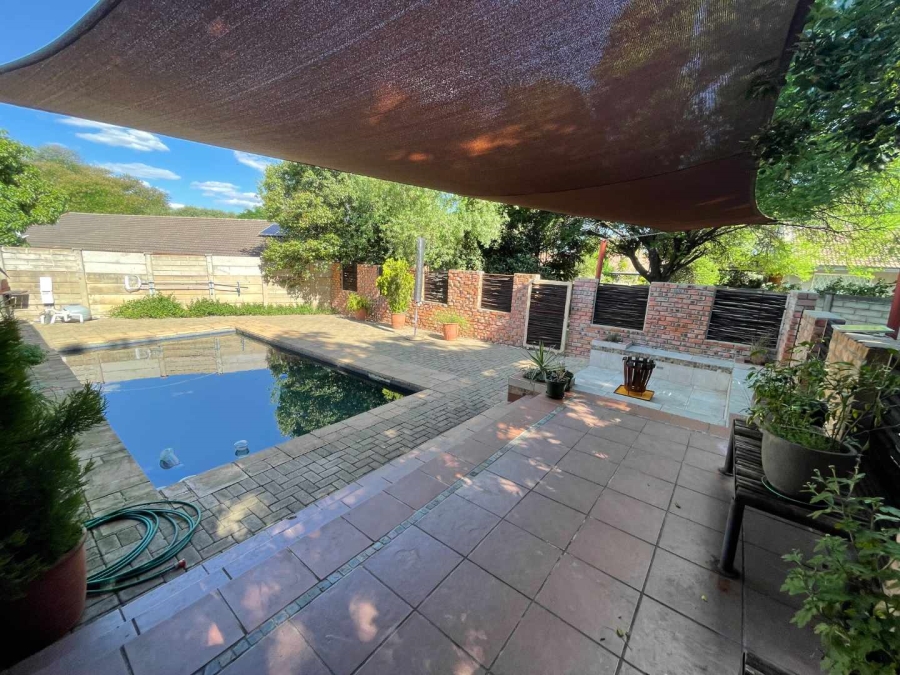 3 Bedroom Property for Sale in Pellissier Free State